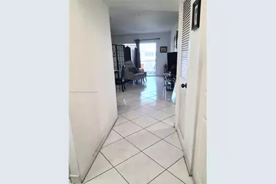 8590 Sunrise Lakes Blvd #310, Sunrise, FL 33322 - Photo 19