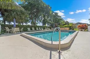 4100 Crystal Lake Dr, Deerfield Beach, FL 33064 - Photo 23