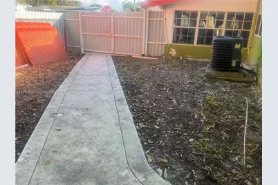 7601 NW 13th St, Pembroke Pines, FL 33024 - Photo 7