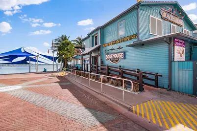 1832 SW Willowbend Ln, Palm City, FL 34990 - Photo 39