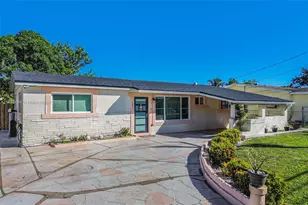 6431 SW 19th St, North Lauderdale, FL 33068 - Photo 3