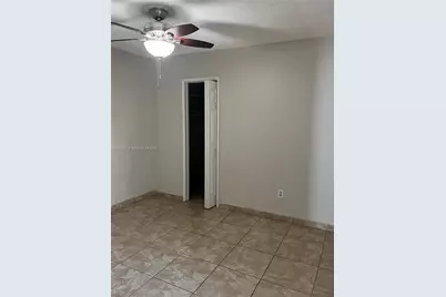 9722 NW 6th Ln, Miami, FL 33172 - Photo 21