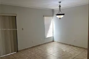 9722 NW 6th Ln, Miami, FL 33172 - Photo 7