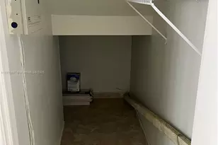 9722 NW 6th Ln, Miami, FL 33172 - Photo 31