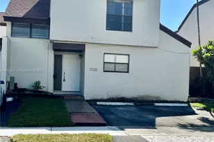 9722 NW 6th Ln, Miami, FL 33172 - Photo 5