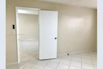 4270 NW 40th St #103, Lauderdale Lakes, FL 33319 - Photo 43