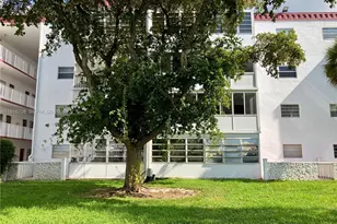 4270 NW 40th St, Lauderdale Lakes, FL 33319 - Photo 75