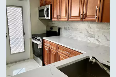 4270 NW 40th St #103, Lauderdale Lakes, FL 33319 - Photo 7