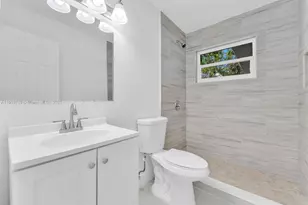 832 NW 28th St, Wilton Manors, FL 33311 - Photo 3