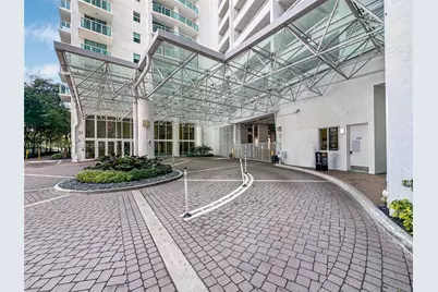 41 SE 5th St #1212, Miami, FL 33131 - Photo 37