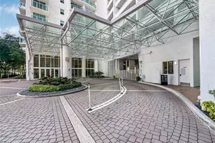 41 SE 5th St, Miami, FL 33131 - Photo 37