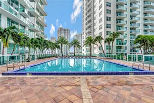 41 SE 5th St, Miami, FL 33131 - Photo 27