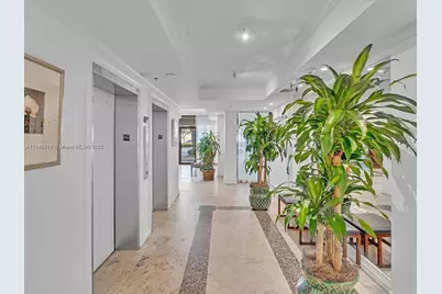 1775 Washington Ave #4G, Miami Beach, FL 33139 - Photo 7