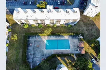 8730 N Sherman Cir #407, Miramar, FL 33025 - Photo 3