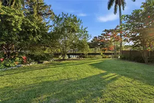 360 NW 87th St, El Portal, FL 33150 - Photo 27