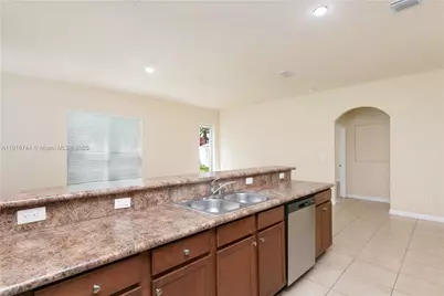 9036 SW 170th Pl, Miami, FL 33196 - Photo 29