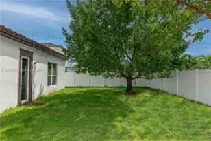 9036 SW 170th Pl, Miami, FL 33196 - Photo 33