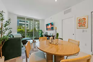 950 Brickell Bay Dr, Miami, FL 33131 - Photo 3