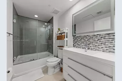 950 Brickell Bay Dr #1103, Miami, FL 33131 - Photo 11