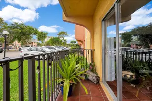 4705 NW 7th St, Miami, FL 33126 - Photo 15