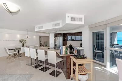 6301 Collins Ave #805, Miami Beach, FL 33141 - Photo 9