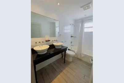 7500 Collins Ave #112, Miami Beach, FL 33141 - Photo 5