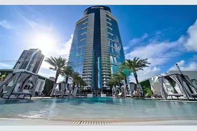 851 NE 1st Ave #3202, Miami, FL 33132 - Photo 33