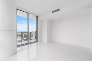 851 NE 1st Ave, Miami, FL 33132 - Photo 31