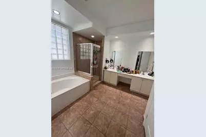3206 NE 212th St, Aventura, FL 33180 - Photo 17