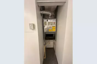 20200 NW 2nd Ave #C2, Miami Gardens, FL 33169 - Photo 3