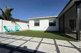8636 Beekman Dr, Miramar, FL 33025 - Photo 17
