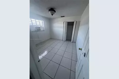 11012 SW 4th St, Sweetwater, FL 33174 - Photo 7