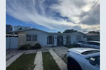 11012 SW 4th St, Sweetwater, FL 33174 - Photo 1