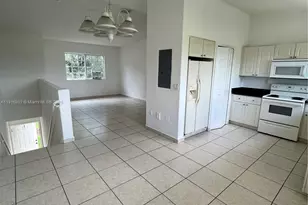 7291 NW 174th Terrace, Hialeah, FL 33015 - Photo 5