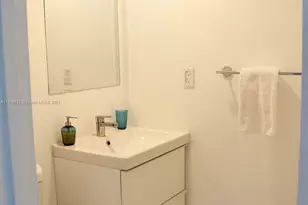 4001 S Ocean Dr, Hollywood, FL 33019 - Photo 9