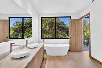 2175 SW 25th St, Miami, FL 33133 - Photo 59