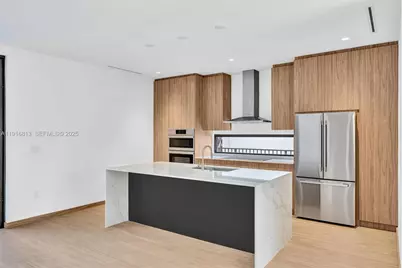 2175 SW 25th St, Miami, FL 33133 - Photo 15