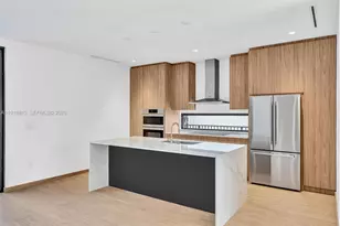 2175 SW 25th St, Miami, FL 33133 - Photo 15