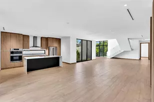 2175 SW 25th St, Miami, FL 33133 - Photo 25