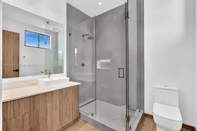 2175 SW 25th St, Miami, FL 33133 - Photo 63