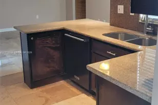 914 NW 106th Ave Cir, Miami, FL 33172 - Photo 15