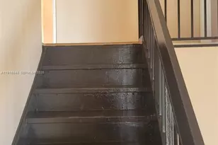 914 NW 106th Ave Cir, Miami, FL 33172 - Photo 7