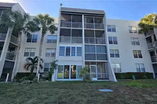 9230 Lagoon Pl, Davie, FL 33324 - Photo 3