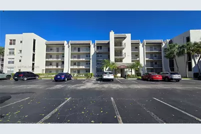 9230 Lagoon Pl #310, Davie, FL 33324 - Photo 1