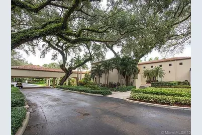 9230 Lagoon Pl #310, Davie, FL 33324 - Photo 23