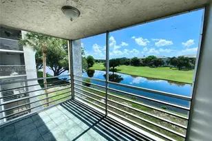 9230 Lagoon Pl, Davie, FL 33324 - Photo 15