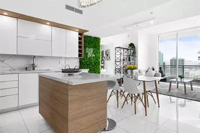 92 SW 3rd St #5112, Miami, FL 33130 - Photo 1