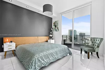 92 SW 3rd St #5112, Miami, FL 33130 - Photo 11