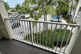 11605 NW 89th St, Doral, FL 33178 - Photo 3