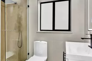 1123 NE 1st Ave., Fort Lauderdale, FL 33304 - Photo 11